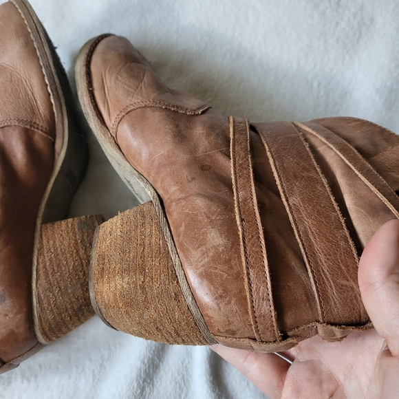 Bakers Bandit leather ankle boot western tan women's US 7 - Picture 6 of 9